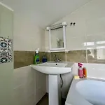 4 Bed Terraced House In Staple Hill Free Parking דירה בריסטול