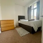 4 Bed Terraced House In Staple Hill Free Parking דירה *