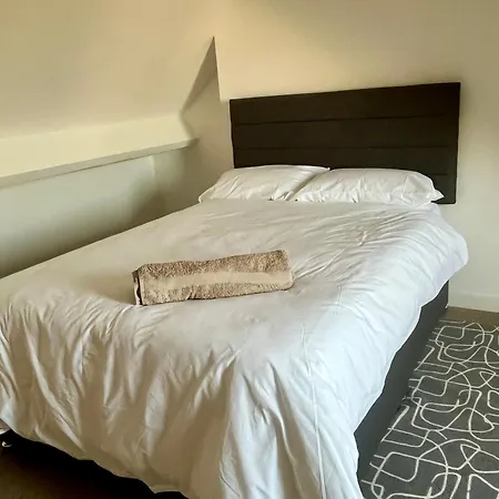 4 Bed Terraced House In Staple Hill Free Parking Apartamento *