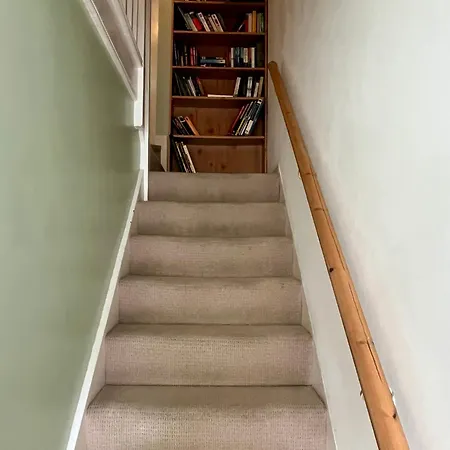 Daire 4 Bed Terraced House In Staple Hill Free Parking